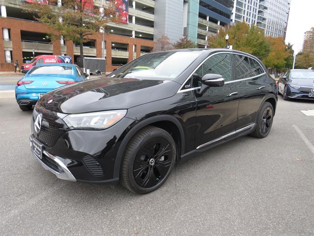 2023 Mercedes-Benz EQE SUV Base's photo