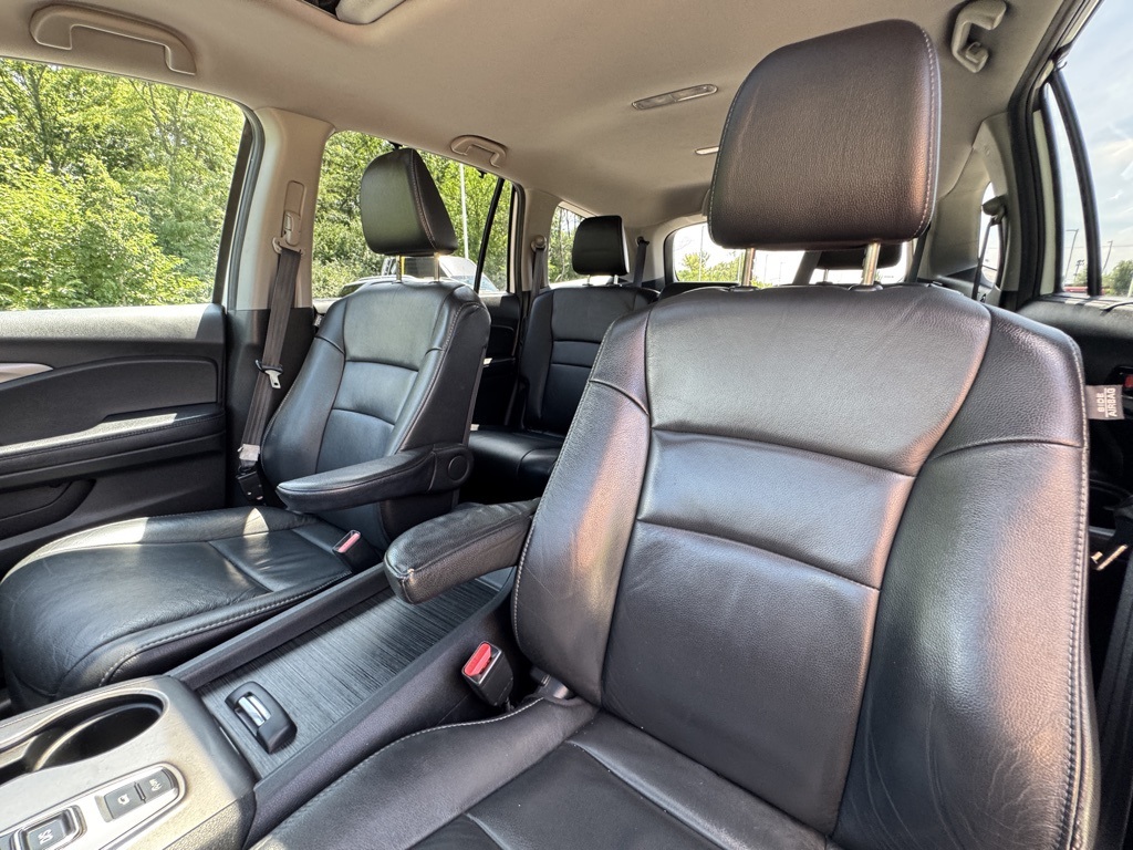 2022 Honda Pilot EX-L photo 17