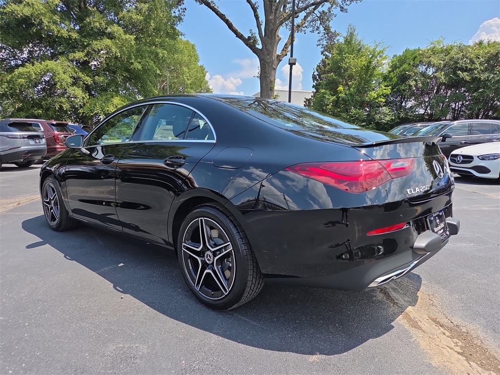 2026 Mercedes Benz CLA 250 4MATIC photo 3