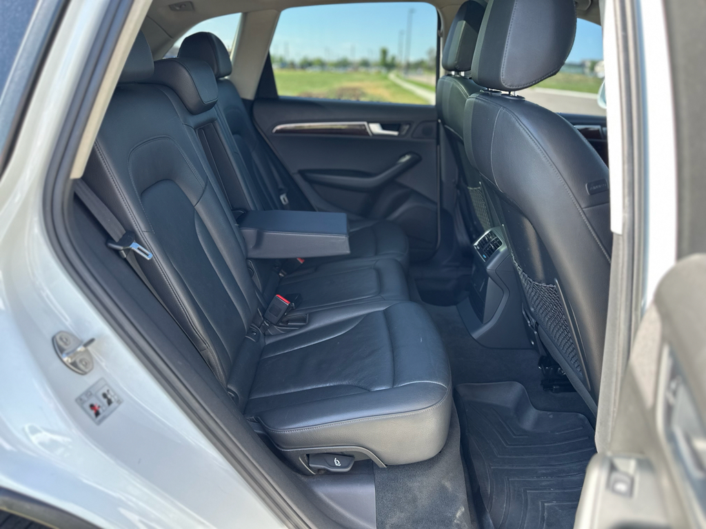 2012 Audi Q5 3.2 Premium Plus photo 28