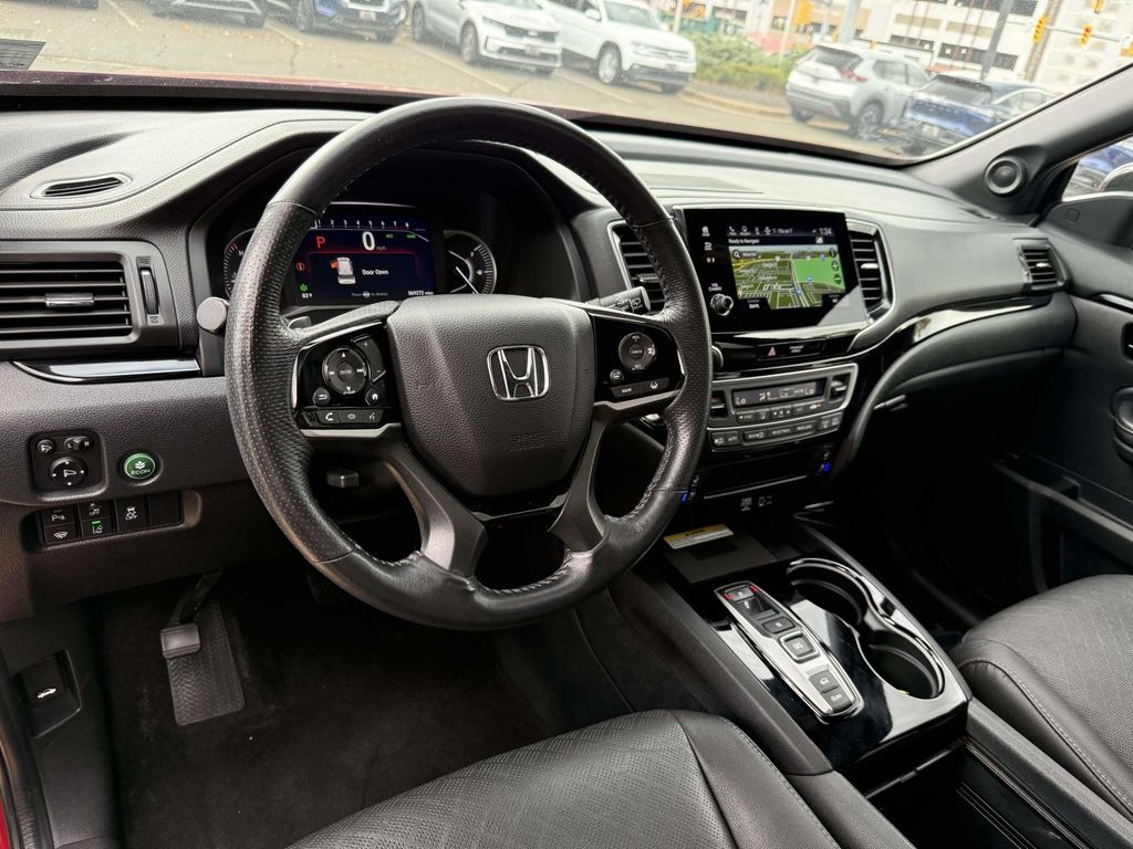 2022 Honda Passport Elite photo 2