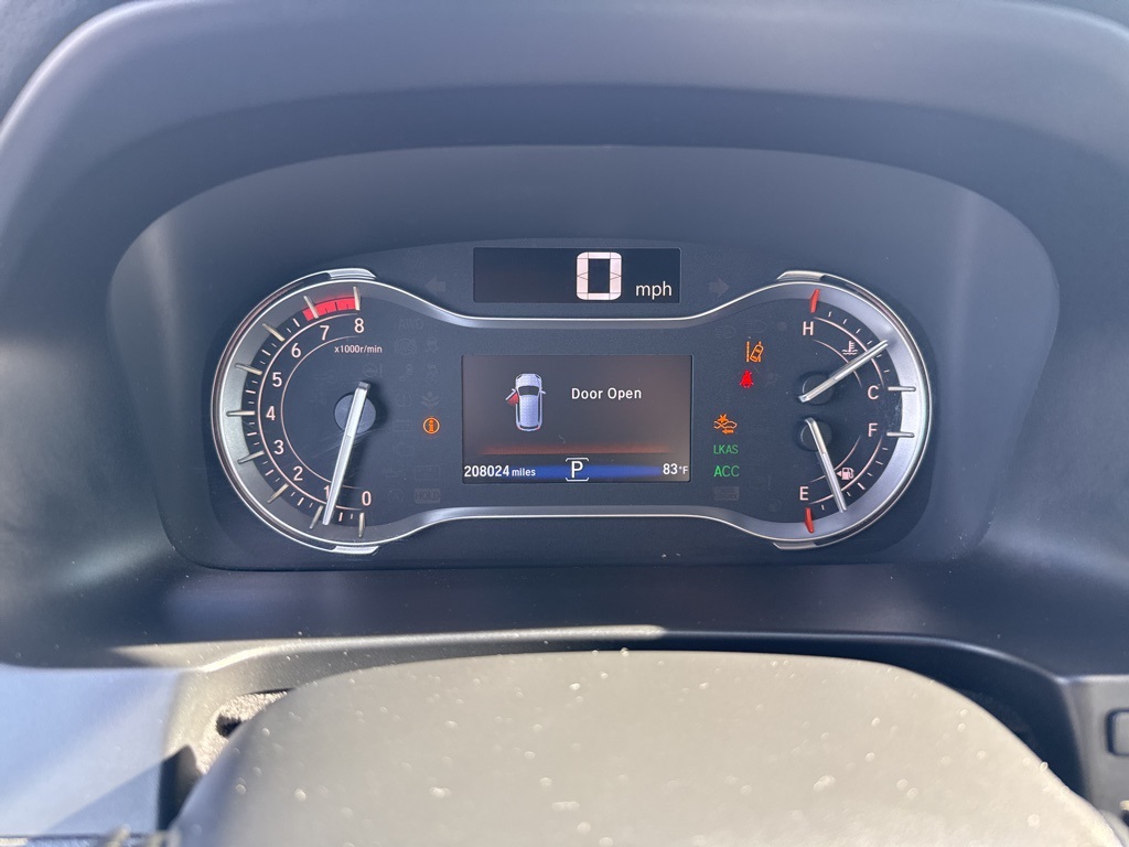 2016 Honda Pilot Touring photo 32