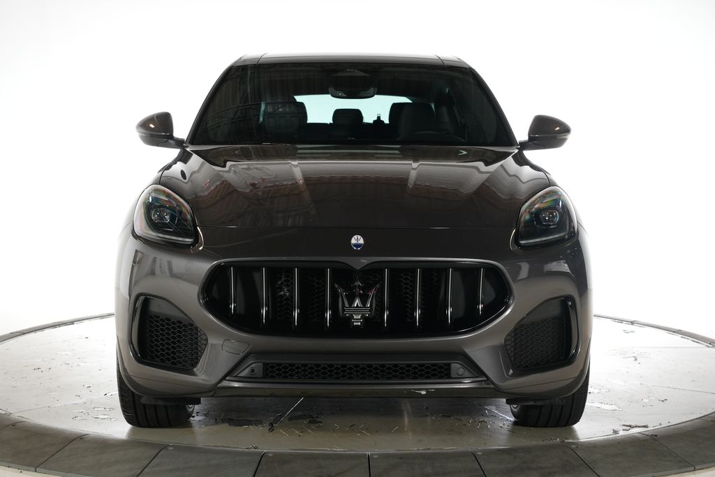 2025 Maserati Grecale photo 8