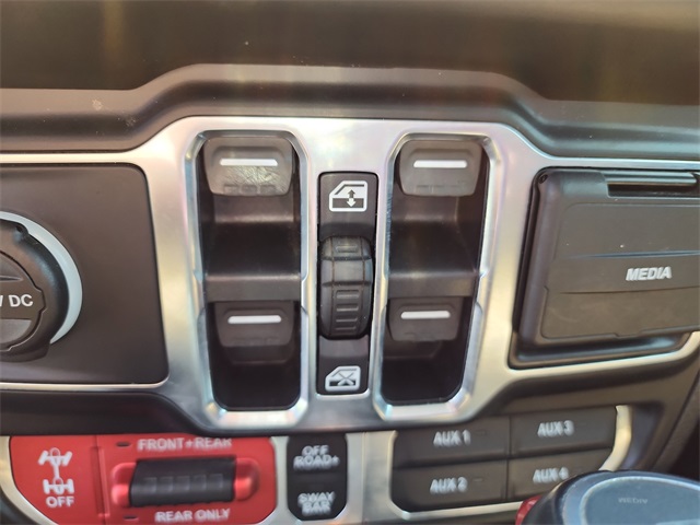 2021 Jeep Gladiator Rubicon photo 15