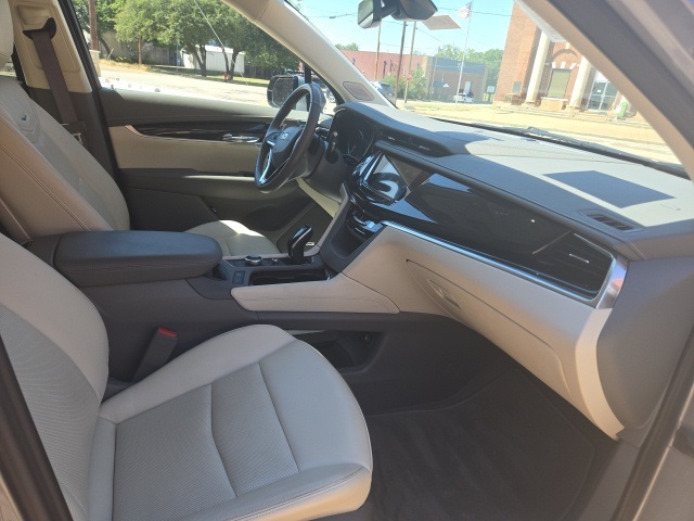 2025 Cadillac XT6 Premium Luxury photo 16