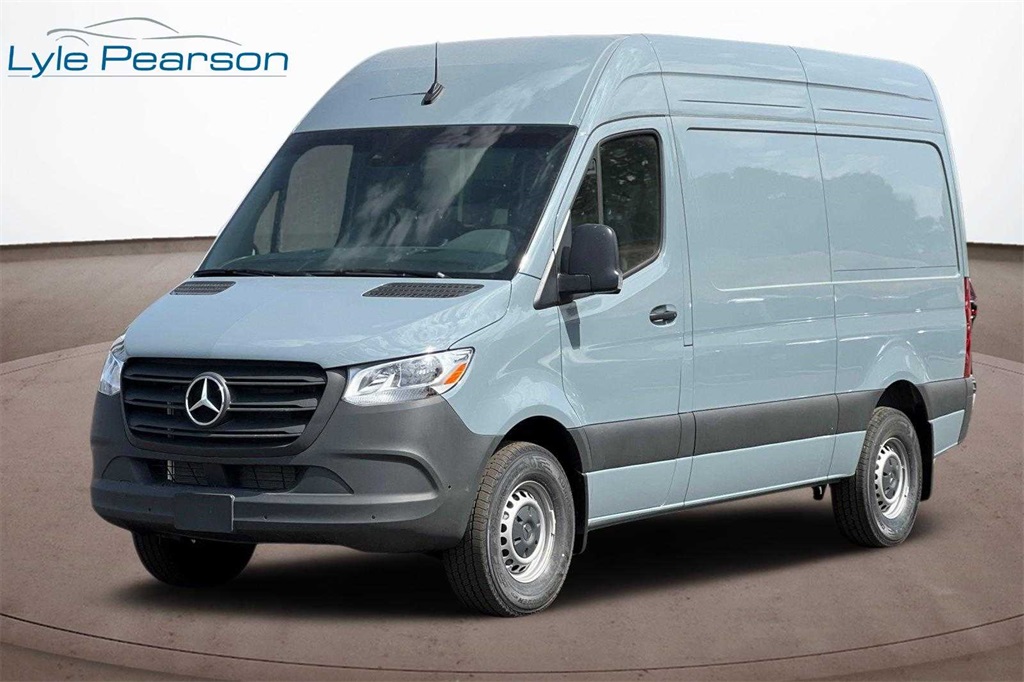 2024 Mercedes-Benz Sprinter Crew Van Base