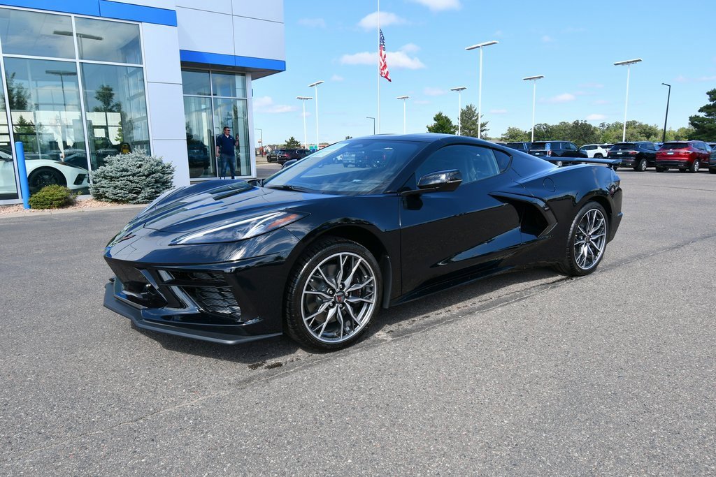 2026 Chevrolet Corvette Stingray 2LT photo 2