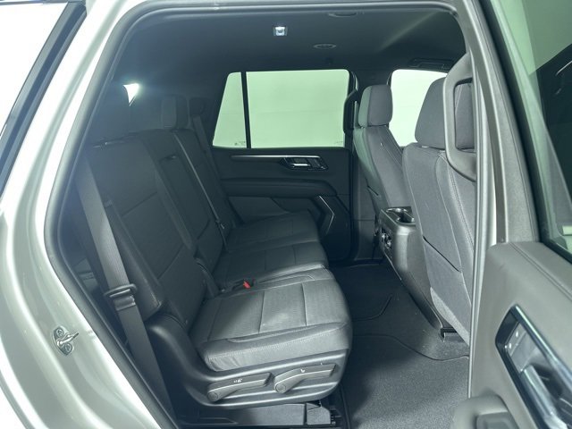 2025 Chevrolet Tahoe LS photo 9