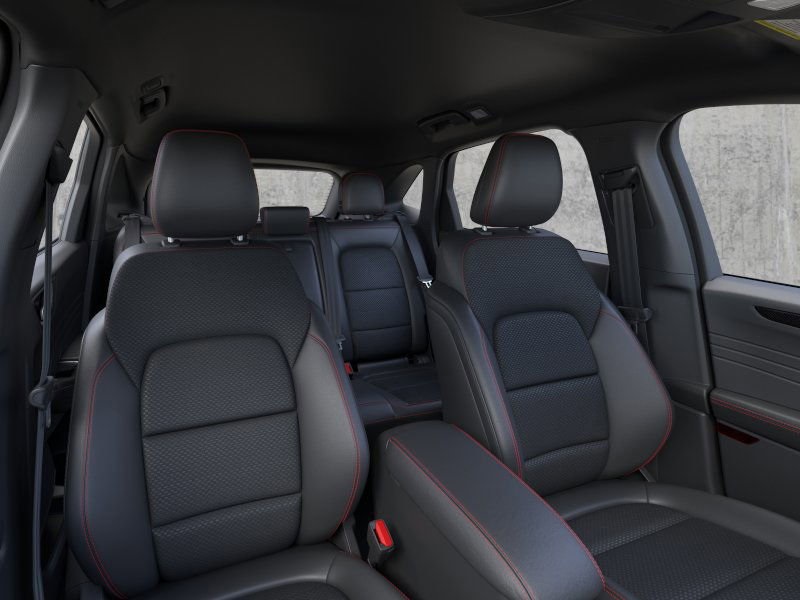 2025 Ford Escape ST-Line photo 4