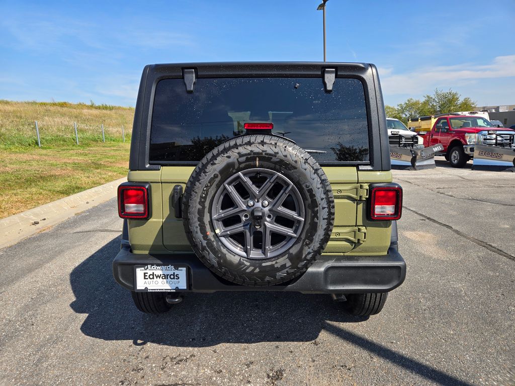 2025 Jeep Wrangler Sport S photo 4