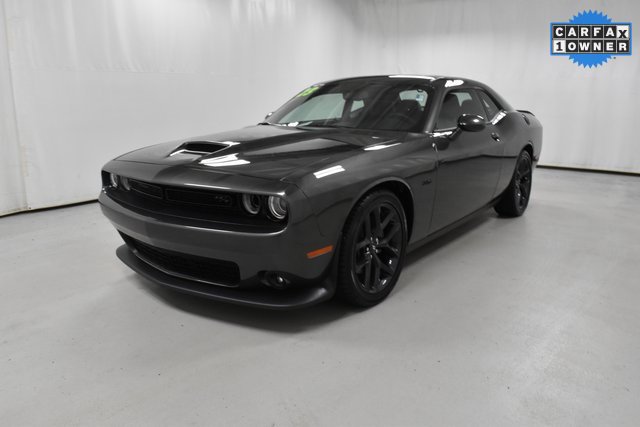 2023 Dodge Challenger R/T photo 2
