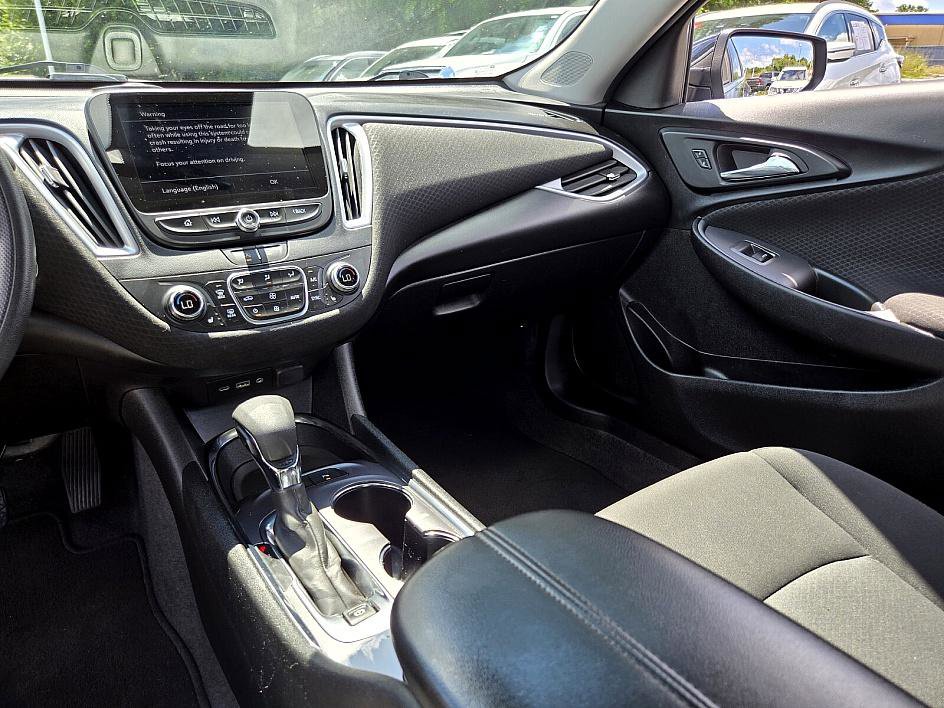 2024 Chevrolet Malibu 1LT photo 15