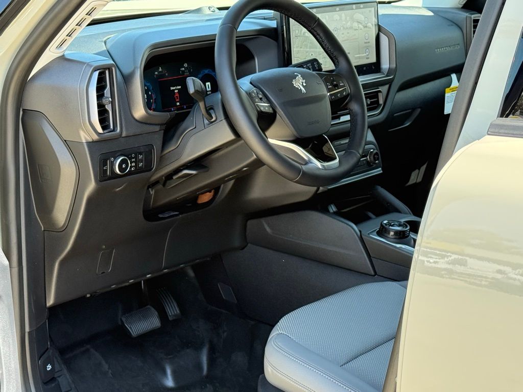 2025 Ford Bronco Sport Badlands photo 7