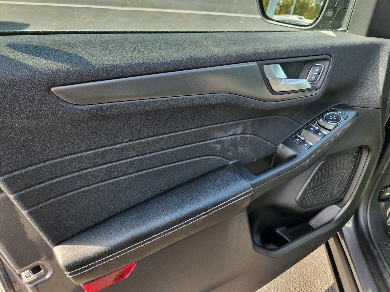 2026 Ford Escape Plug-In Hybrid photo 27