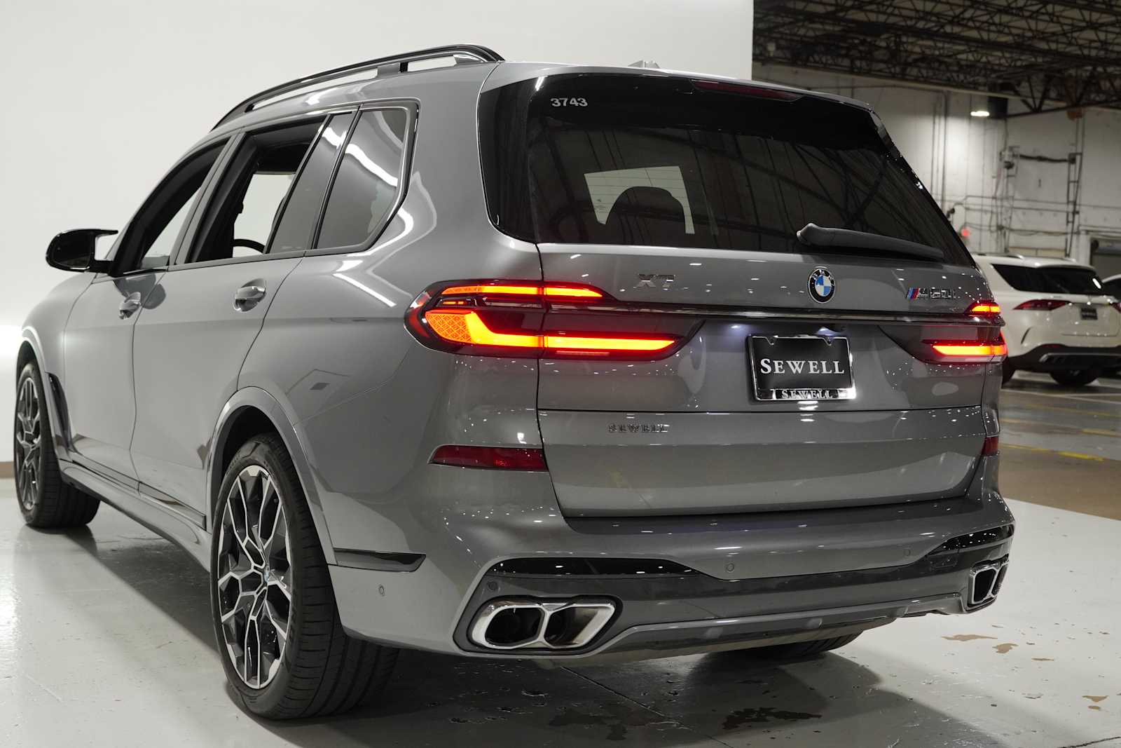 2025 Bmw X7 M60i photo 6