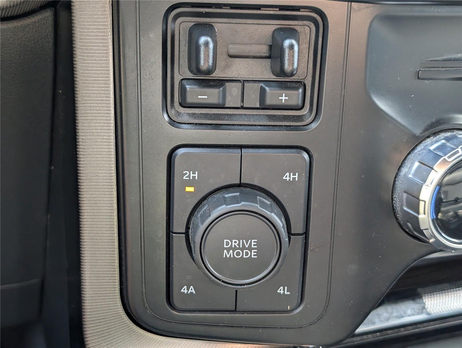 2023 Ford F-150 Platinum photo 23