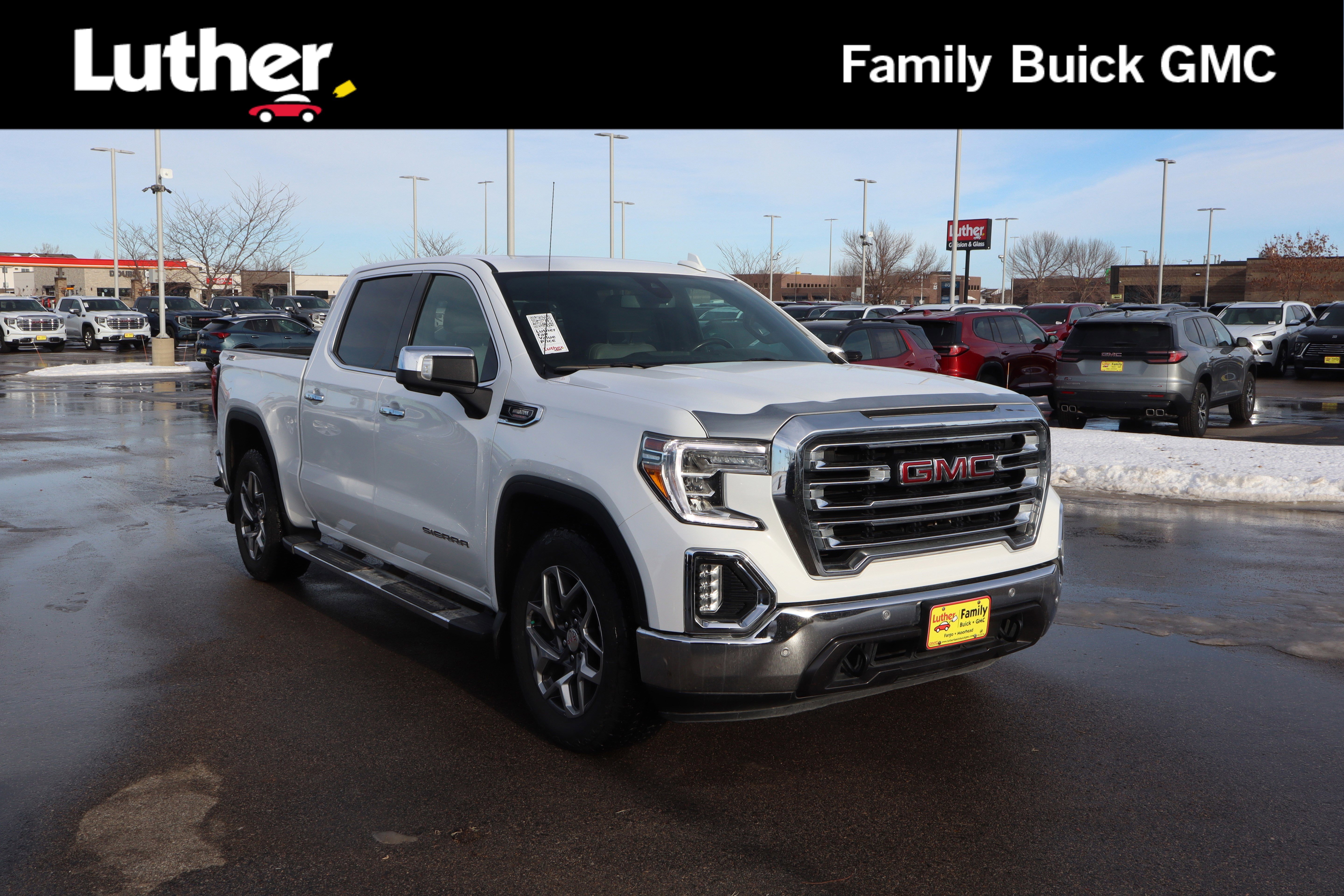 2021 GMC Sierra 1500 SLT's photo
