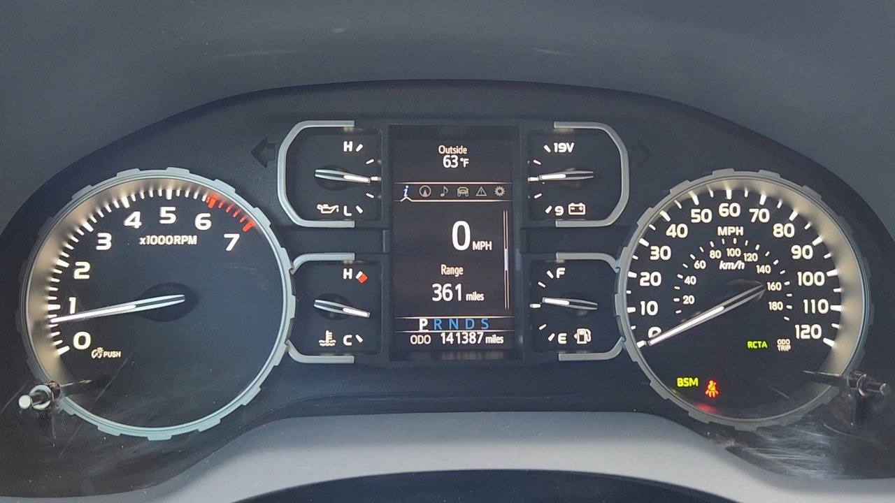 2018 Toyota Tundra SR5 photo 10