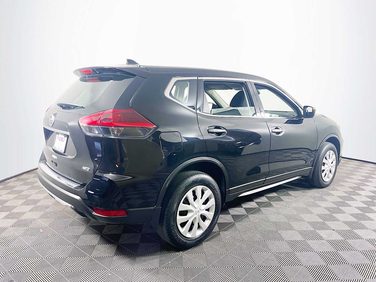 2020 Nissan Rogue S photo 4