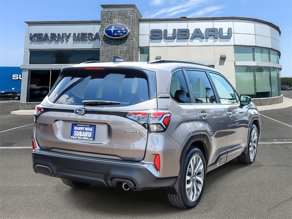 2025 Subaru Forester Touring photo 5