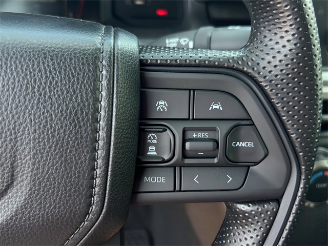 2025 Toyota Tacoma SR5 4x4 Double Cab photo 17