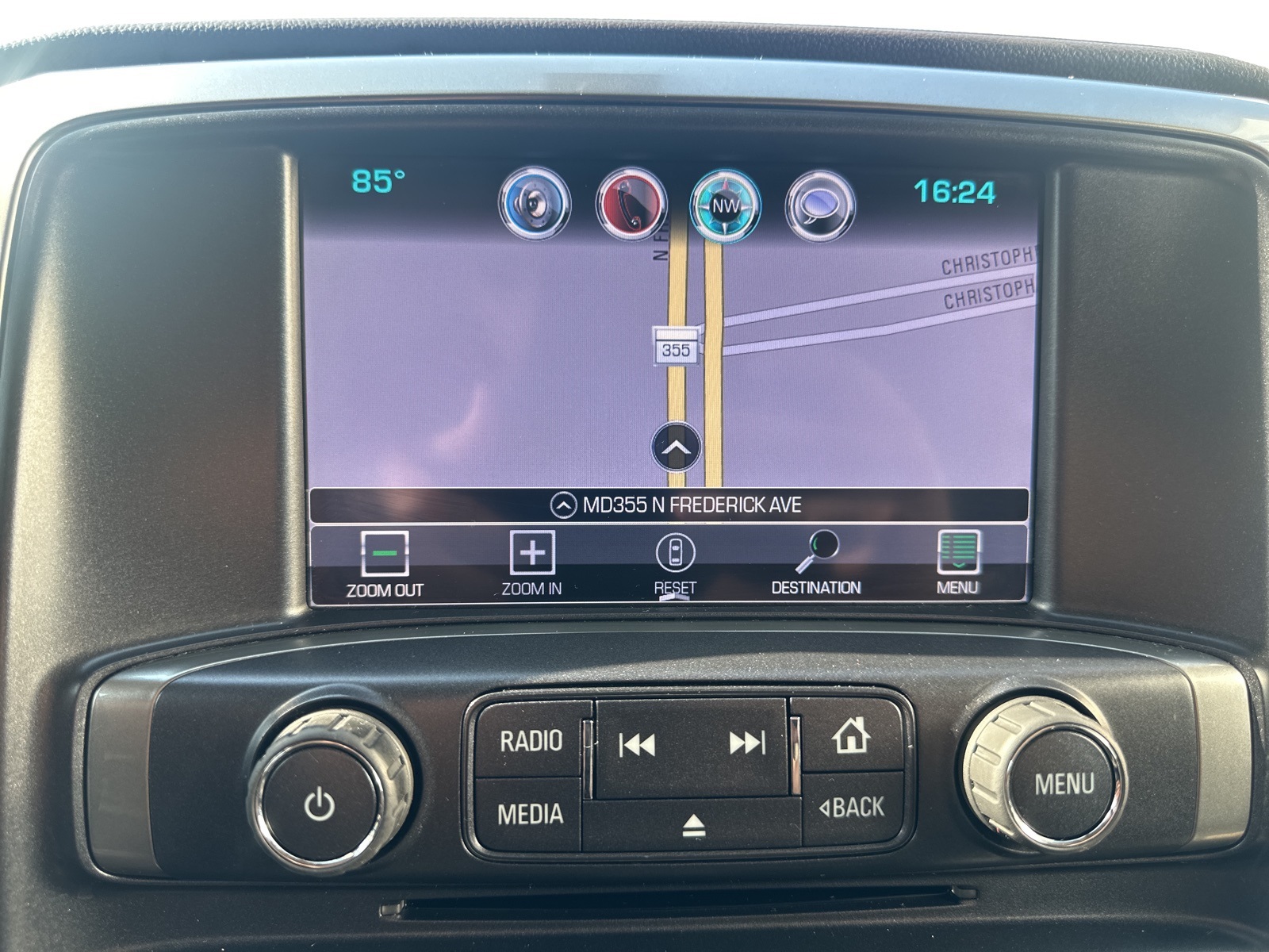2016 Chevrolet Silverado 1500 LTZ photo 16