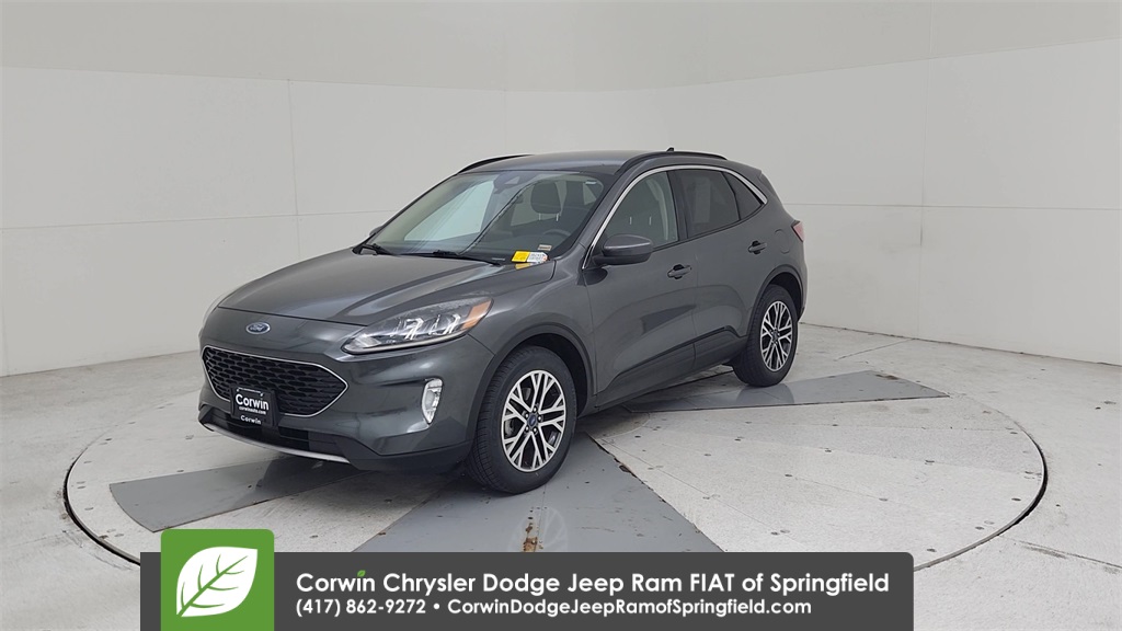 2020 Ford Escape SEL photo 6