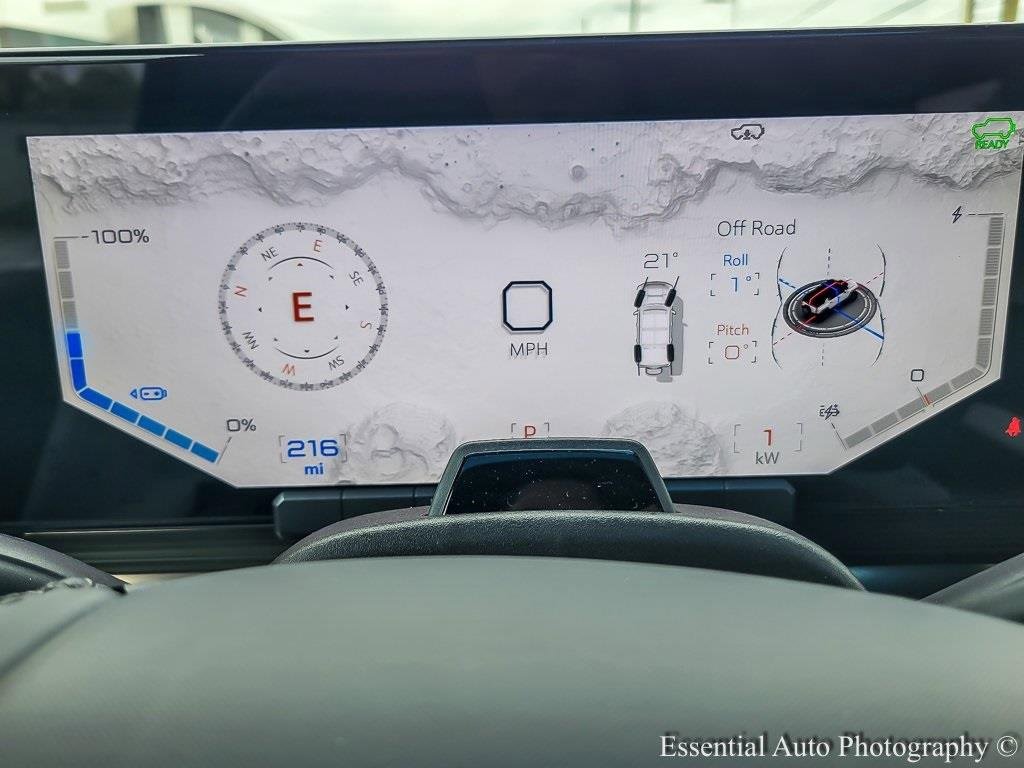 2025 GMC HUMMER EV SUV - Image 12