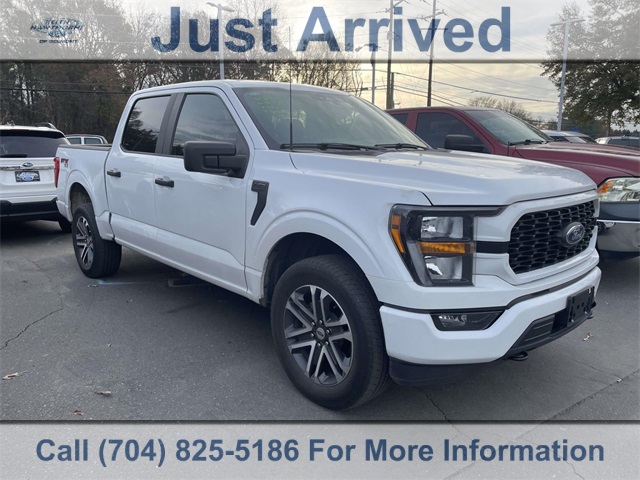 2023 Ford F-150 XL's photo