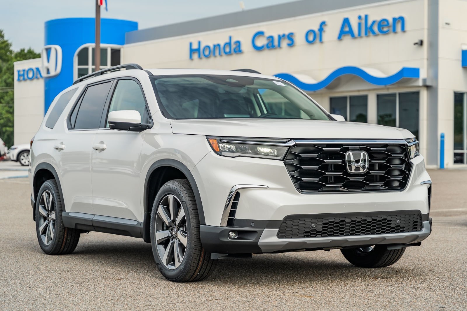 2025 Honda Pilot Touring's photo
