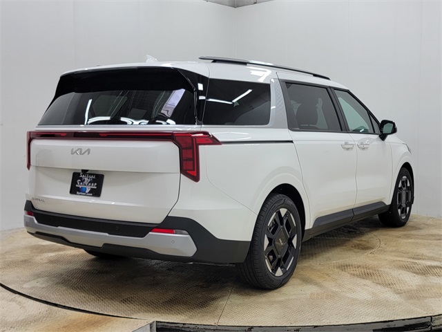 2026 Kia Carnival EX photo 2
