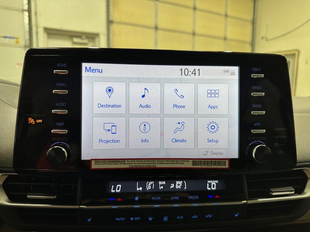 2024 Toyota Sienna XLE photo 20