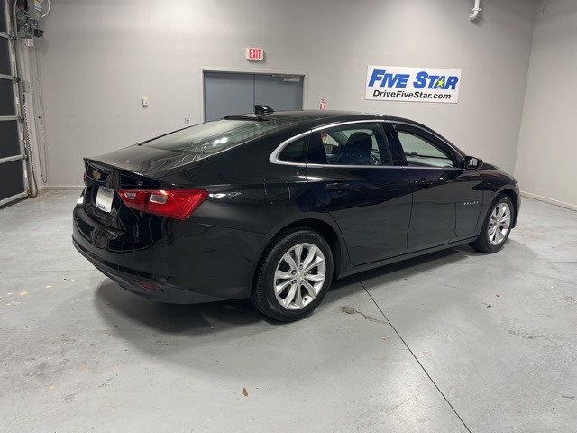 2023 Chevrolet Malibu 1LT photo 4