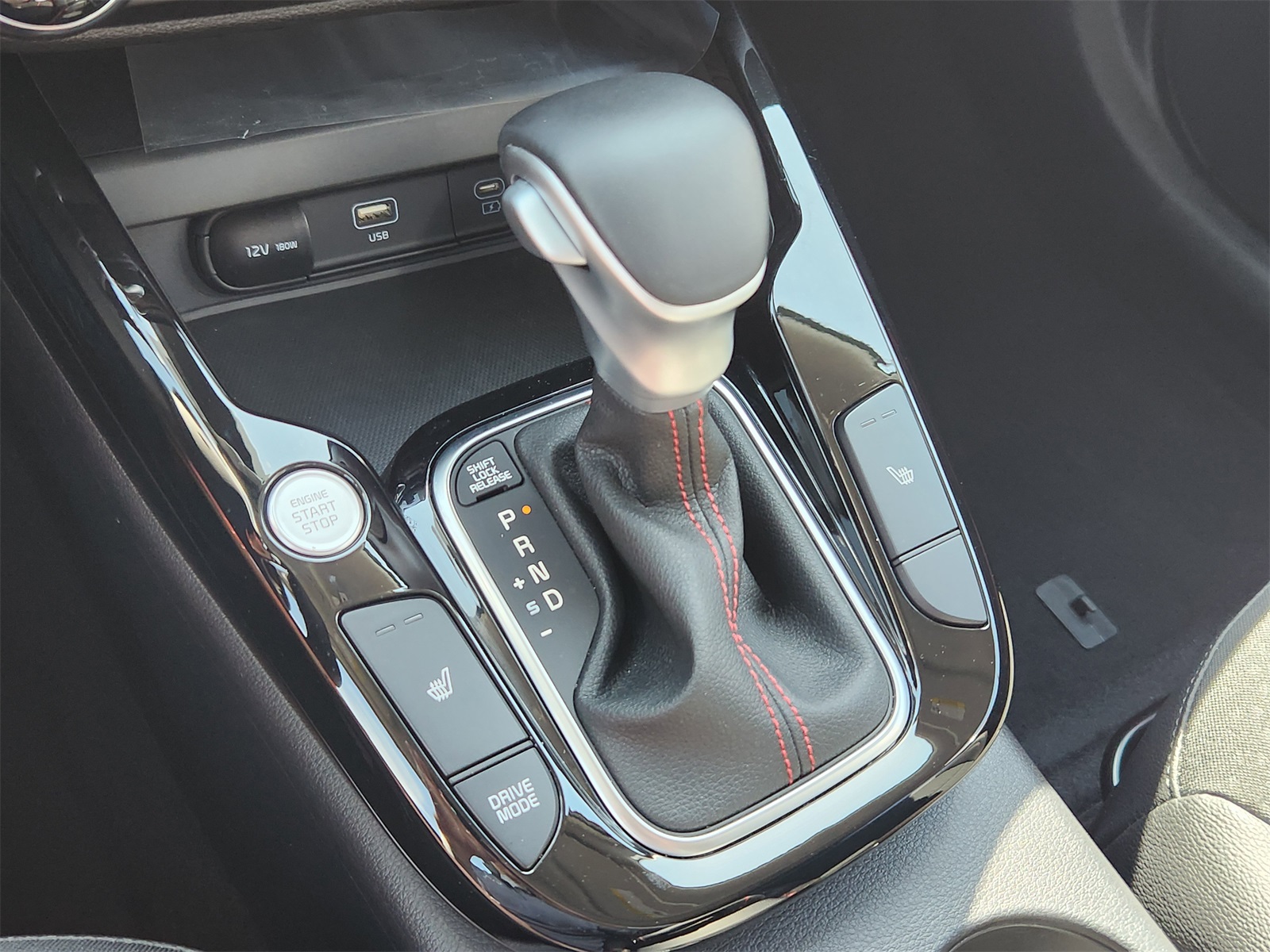 2025 Kia Soul GT-Line photo 23