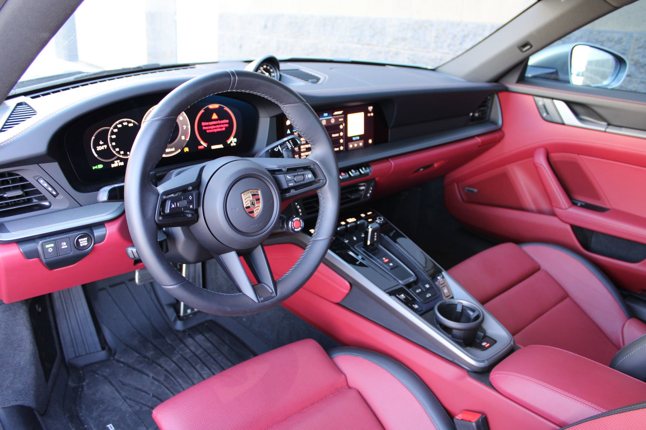 2025 Porsche 911 photo 4