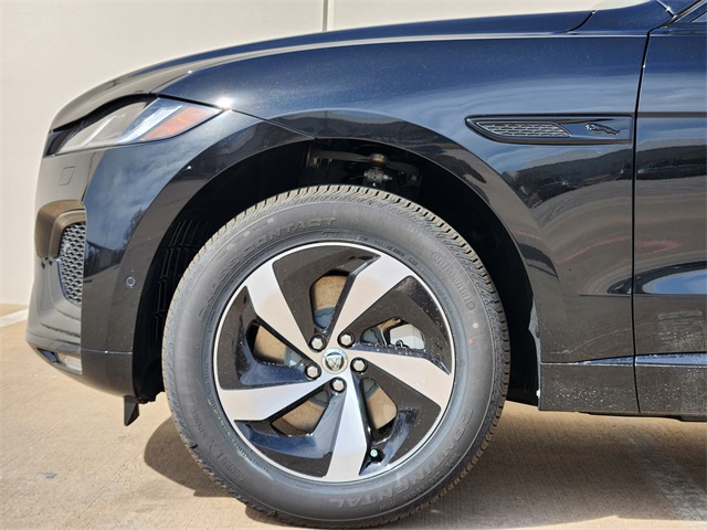 2026 Jaguar F-PACE P250 R-Dynamic S photo 9