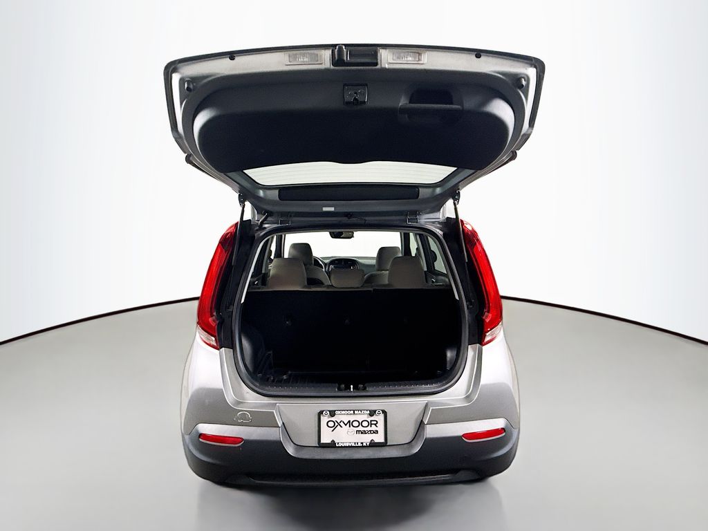 2022 Kia Soul LX photo 24