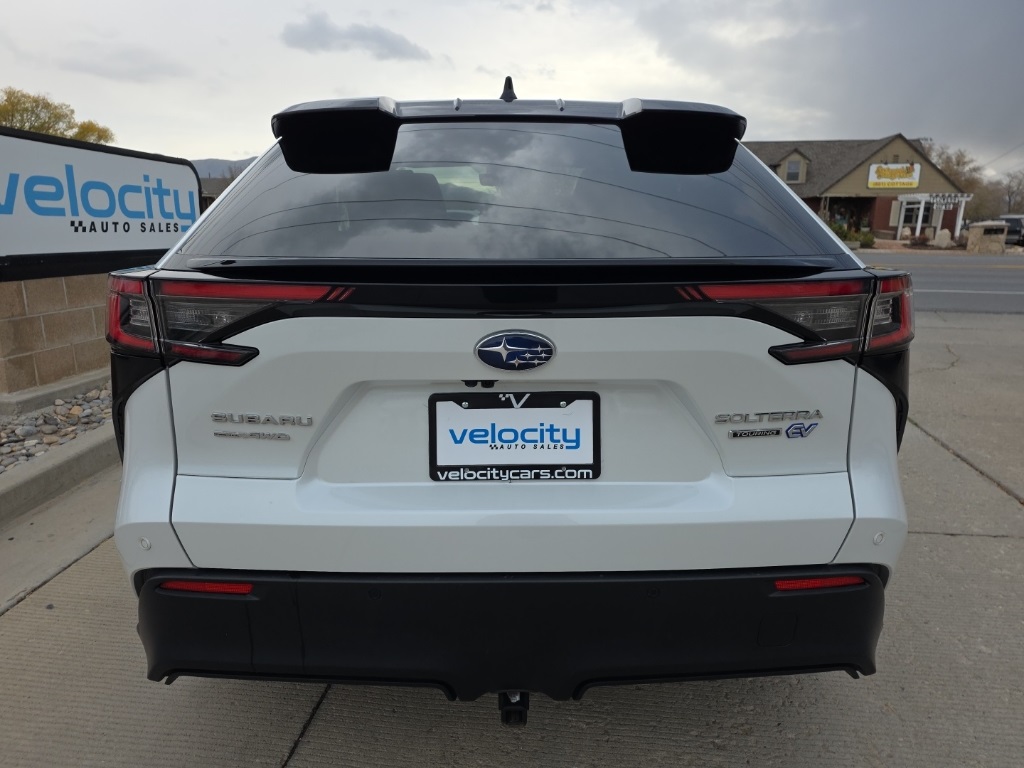 2023 Subaru Solterra Touring photo 4