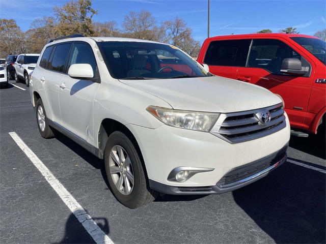 2012 Toyota Highlander Base's photo