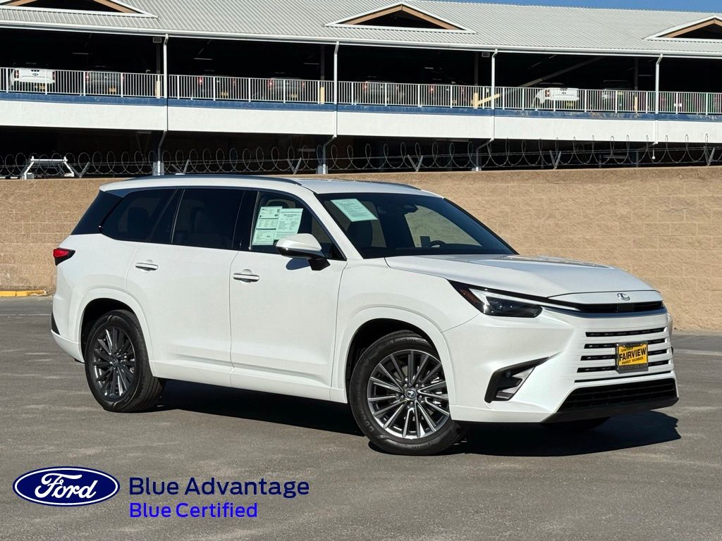 2024 Lexus TX 350's photo