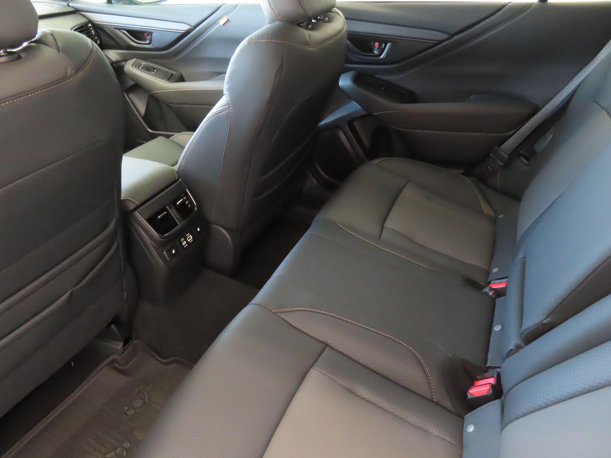2025 Subaru Outback Wilderness photo 19