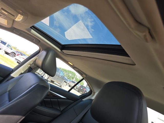 2018 Infiniti Q50 3.0t LUXE photo 13