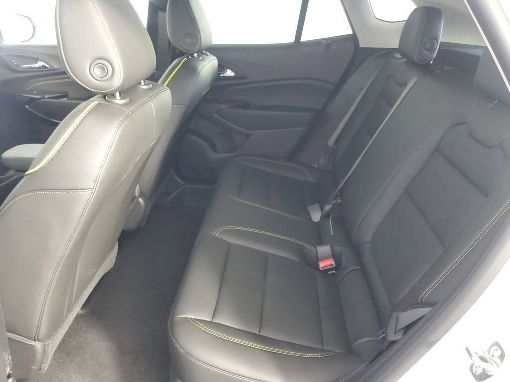 2025 Chevrolet Trax ACTIV photo 10