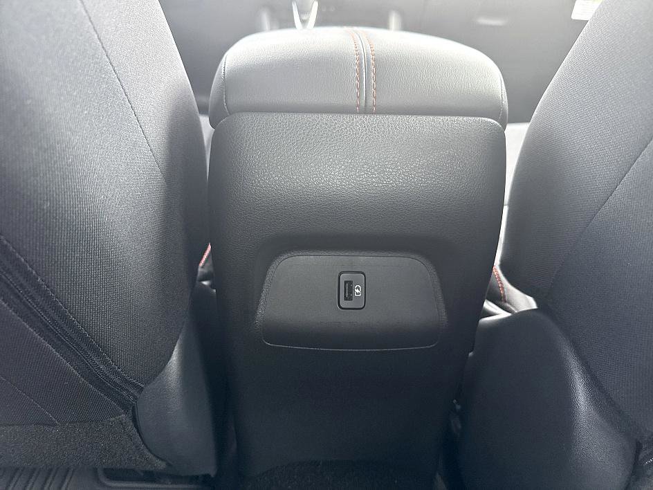 2025 Nissan Sentra SR Midnight Edition photo 20