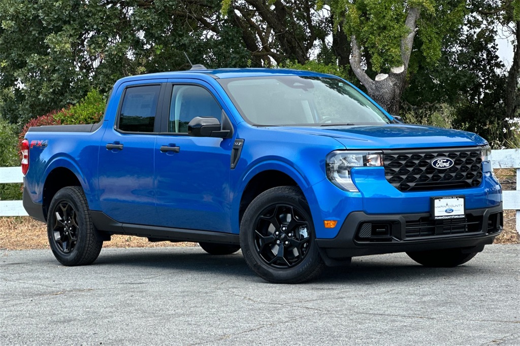 2025 Ford Maverick XLT photo 2