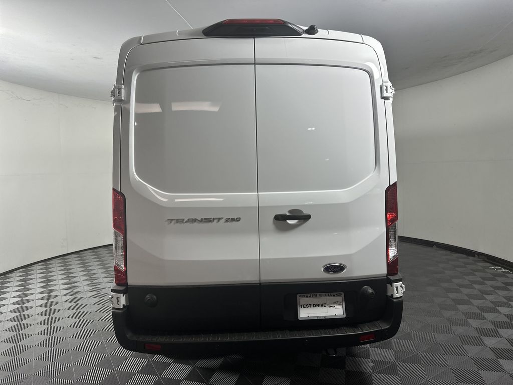2025 Ford Transit Cargo Van photo 4