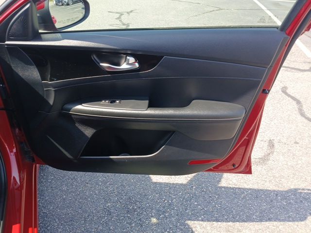 2019 Kia Forte S photo 23
