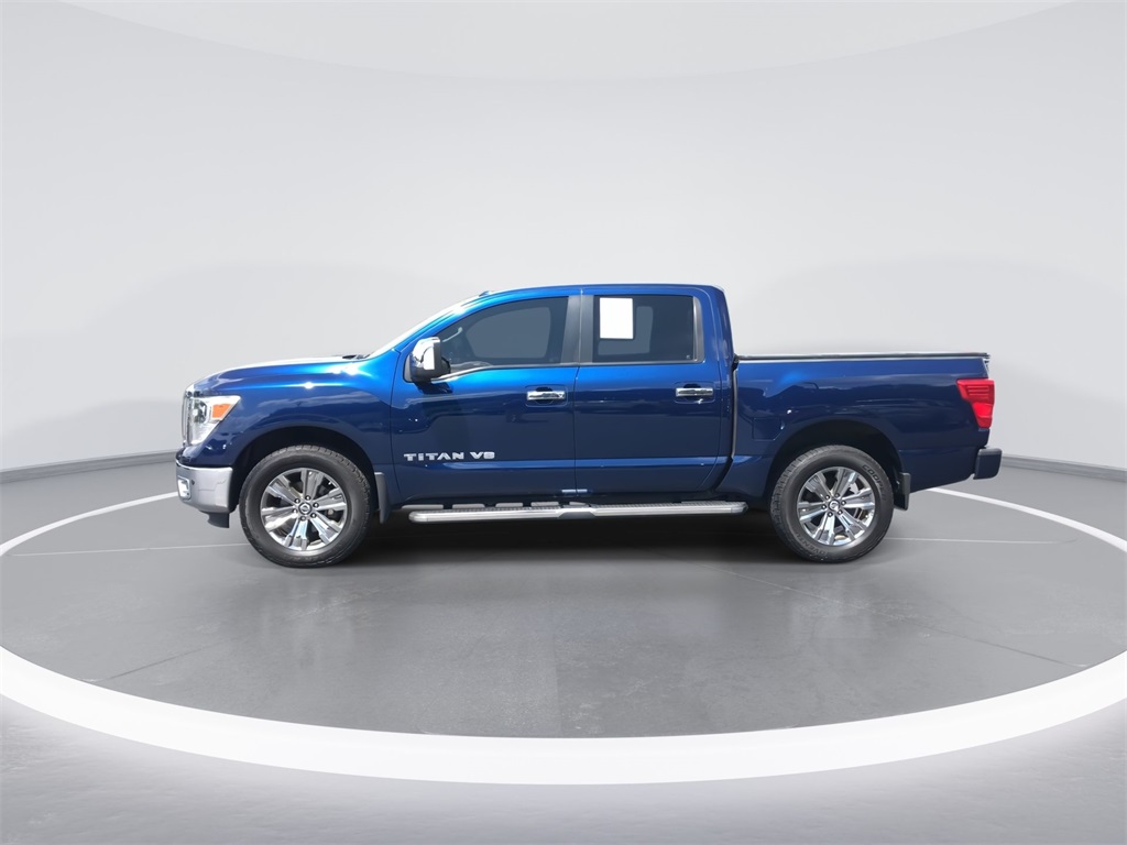 2019 Nissan Titan SL photo 4