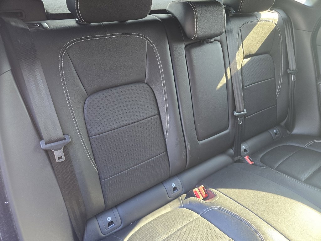 2019 Jaguar E-PACE R-Dynamic S photo 27