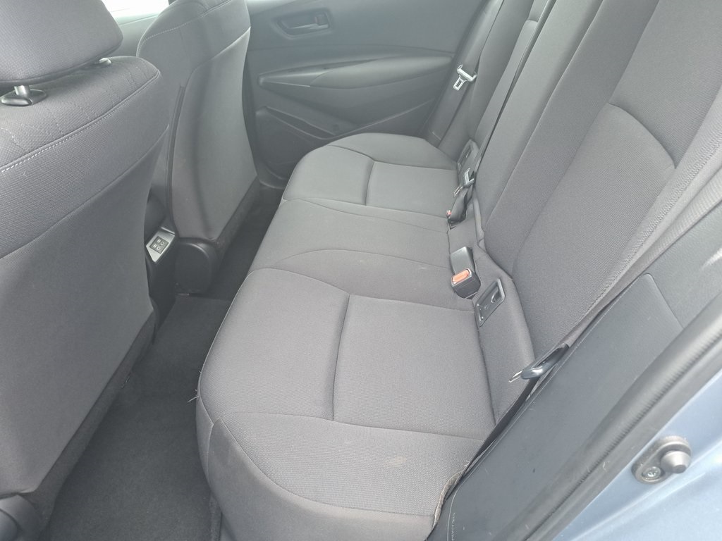 2023 Toyota Corolla LE photo 18